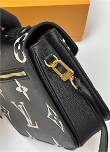 Сумка LOUIS VUITTON 120321