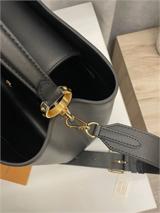 Сумка capucines LV 120637