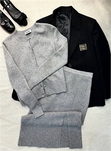 Костюм MIU MIU 120733