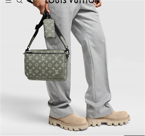 Сумка LOUIS VUITTON 121260