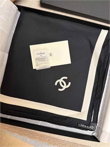 Платок CHANEL 121534