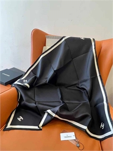 Платок CHANEL 121534