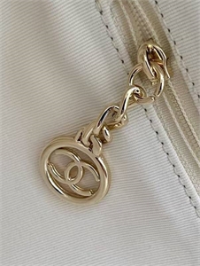 Сумка CHANEL 32 см 121560