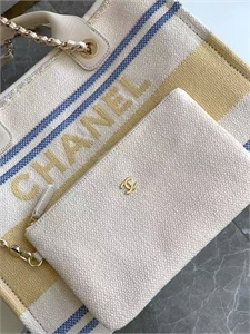 Сумка CHANEL 32 см 121560