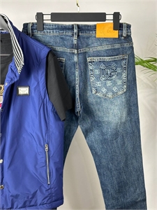 Жилет DG 122311