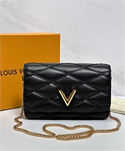 Сумка LOUIS VUITTON 123196