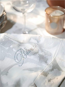 Скатерть из жаккарда Blumarine 180/260 123893