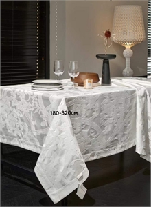 Скатерть из жаккарда Blumarine 180/260 123893