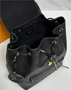 Рюкзак  LOUIS VUITTON 124079