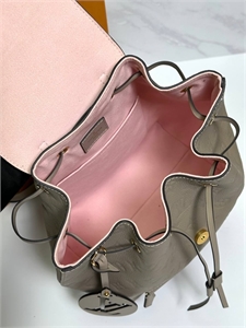 Сумка LOUIS VUITTON 124138