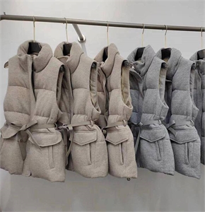 Жилет LORO PIANA 124185