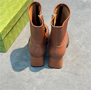 Ботинки GUCCI 124683