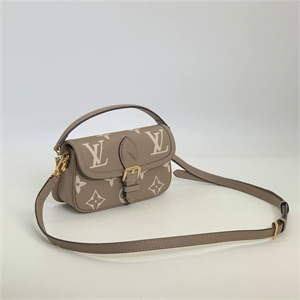 Сумка  LOUIS VUITTON 124718 - фото 181003