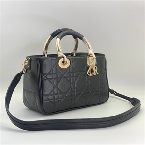 Сумка DIOR Кожа 31 см 124744 - фото 181127