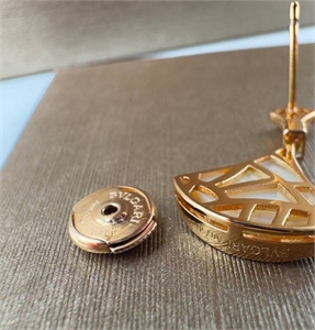 Серьги  BVLGARI 125155