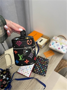 Косметичка LV 125202