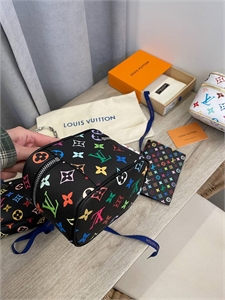 Косметичка LV 125202