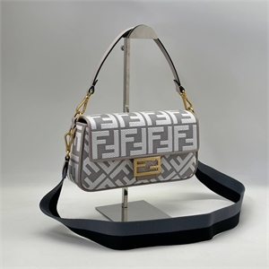 Сумка FENDI 26 см 125247 - фото 183735