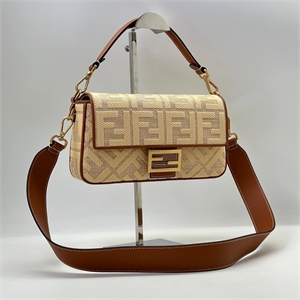 Сумка FENDI 26 см 125248 - фото 183739