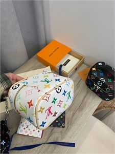 Косметичка LV 125268