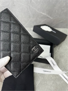 Обложка CHANEL 123650