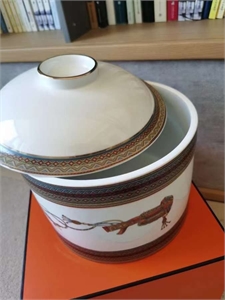 Баночка шкатулка Hermes из костяного фарфора 125777