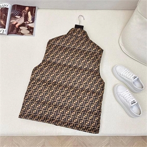 Жилет FENDI Двусторонний 125803