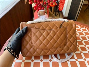 Сумка CHANEL 126100