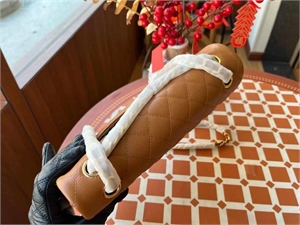 Сумка CHANEL 126100