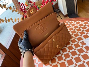 Сумка CHANEL 126100