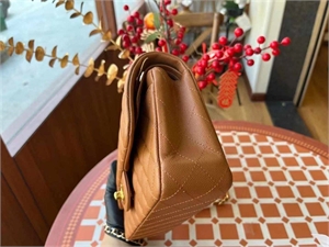 Сумка CHANEL 126100