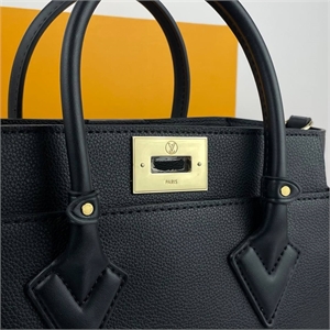 Сумка LOUIS VUITTON 126183