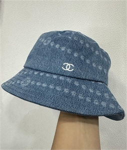 Панама CHANEL 126532