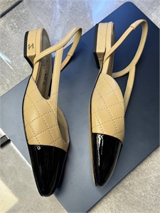 Слингбек CHANEL 126566