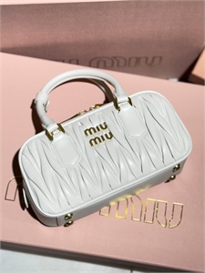 Сумка MIU MIU 126629