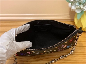 Сумка LOUIS VUITTON 126639