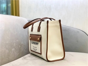 Сумка BURBERRY 128044