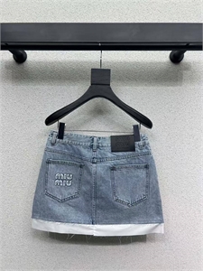 Костюм MIU MIU 127030