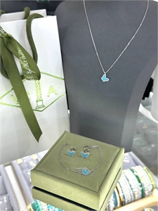 Серьги VAN CLEEF 128586