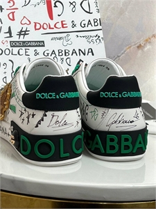 Кроссовки DG 127290