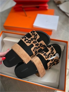 Шлепанцы HERMES 127333