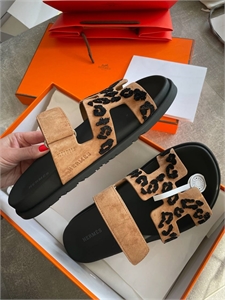 Шлепанцы HERMES 127333