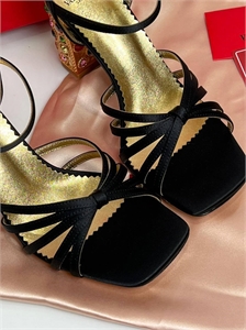 Босоножки VALENTINO 129129