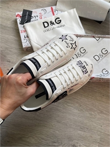 Кроссовки DG 127287