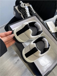 Кроссовки CHANEL 129137