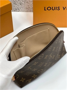 Косметичка LOUIS VUITTON 129723