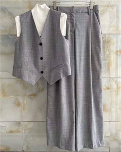 Костюм BRUNELLO CUCINELLI 130008