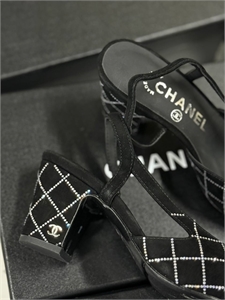 Туфли CHANEL 130520