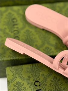 Шлепанцы GUCCI 130540