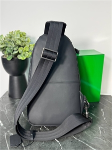 Нагрудная сумка BOTTEGA VENETA 132273